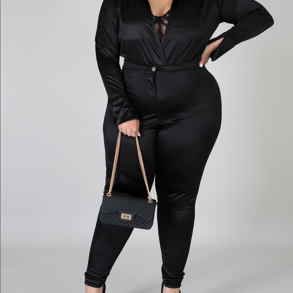 Sassy Classy 2pc Satin Set - Picture 2 of 2